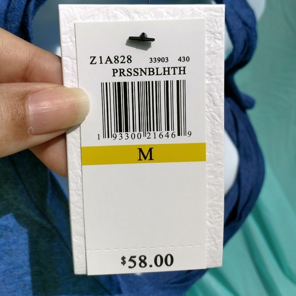 NWT Cable and Gauge Women's Sized Medium Blue Top - Picture 3 of 6